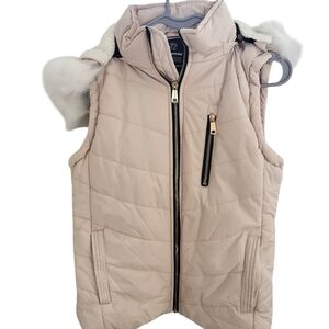 Quilted Vest with Faux Fur Trim - Beige